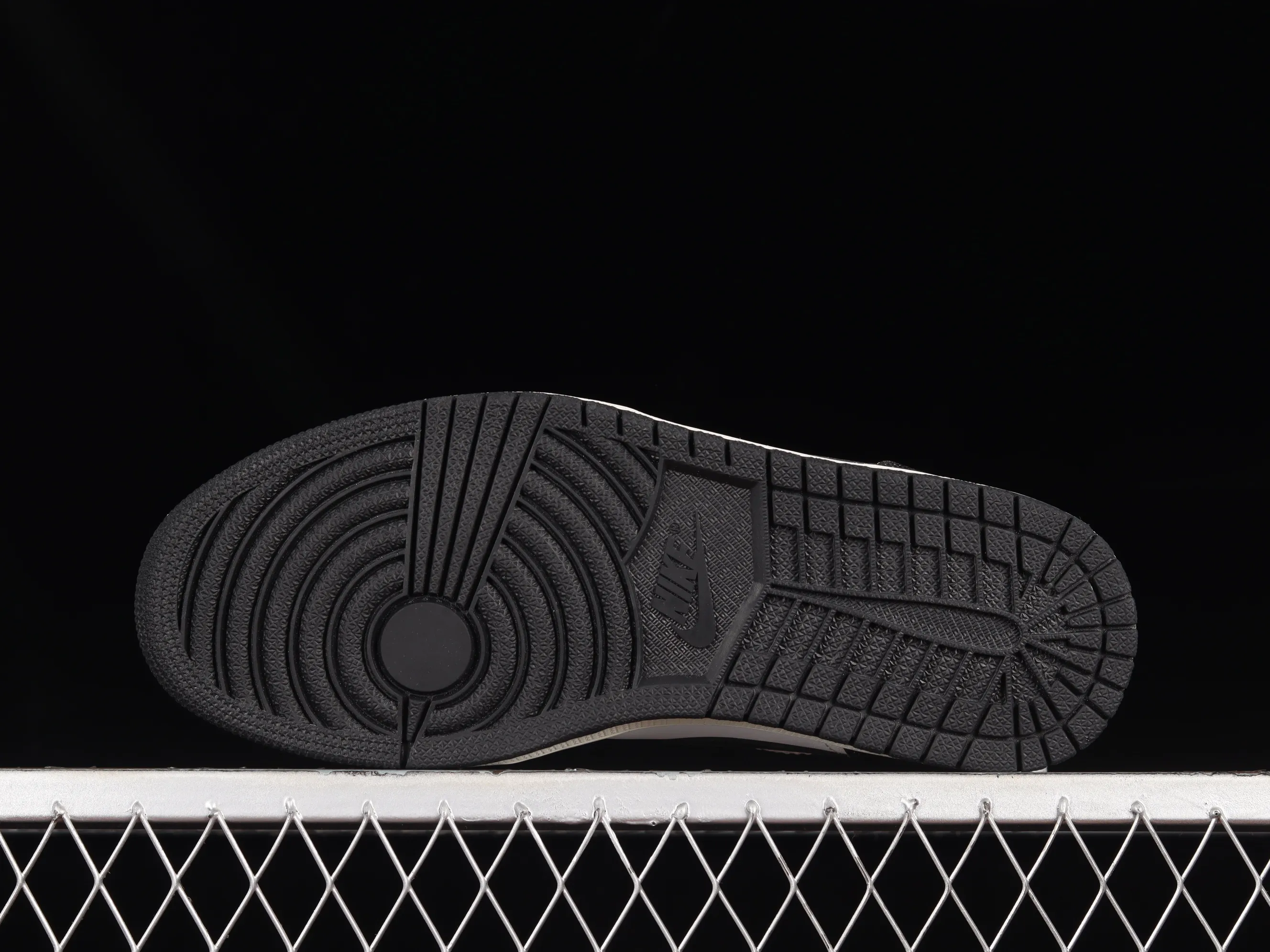 All categories Air Jordan Jordan series basketball shoes Air Jordan 1 Low Z version Air Jordan Retro 1 Low "Electric Green" AJ1 Joe 1 matte black and white cultural and leisure sports sneakers DQ8422-001
